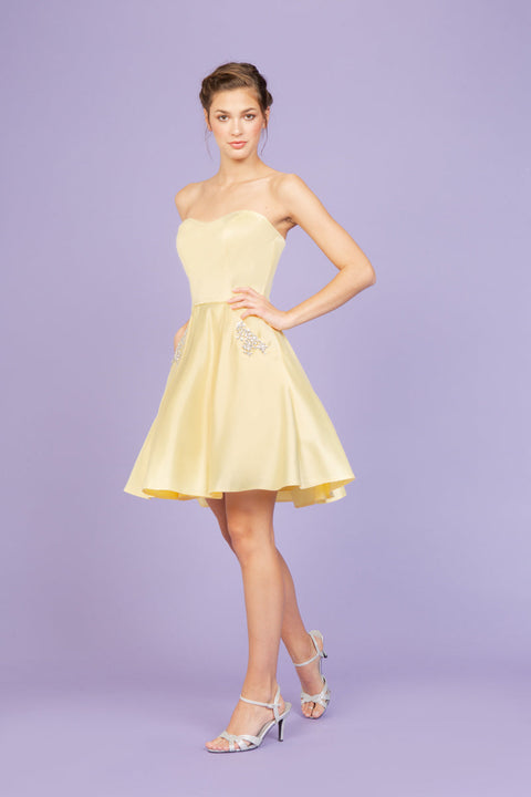 Eureka 6622 satin short strapless a-line dress — 0002218 P871706X638205485772834593