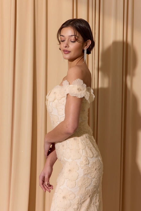 Eureka EK205 3d floral fitted off shoulder gown — 0003849