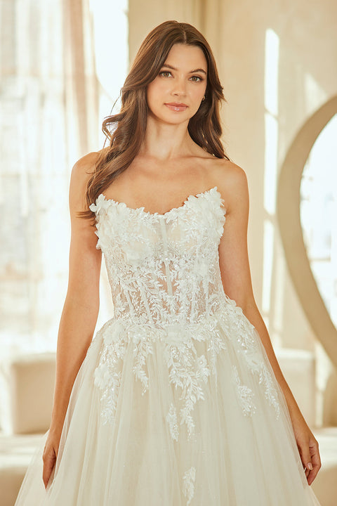 Elegant Appliqué Strapless Wedding Gown by Amelia Couture 2141