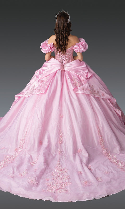 Dancing Queen 1994 Radiant Quinceañera Ball Gown with Luxurious Embroidery and Regal Volume