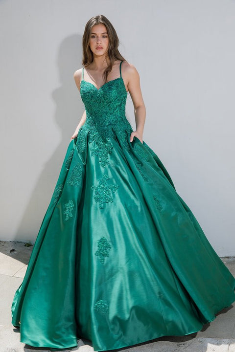 Eureka 9500 applique satin sleeveless a-line gown — HUNTERGREEN