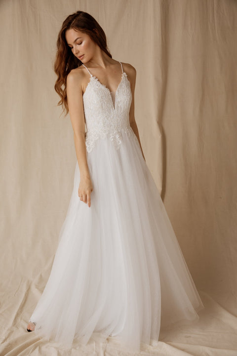 Eureka 9901 applique sleeveless a-line gown — OFFWHITE