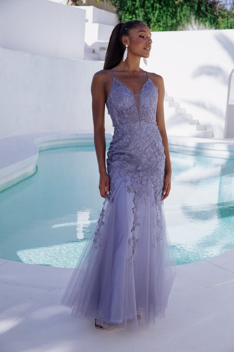 Eureka 9958 applique fitted v-neck gown — SLATEBLUE
