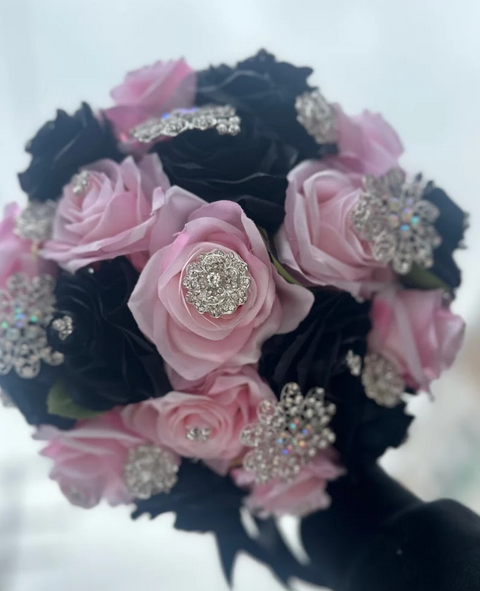 Quinceañera Bouquet in Black and Pink