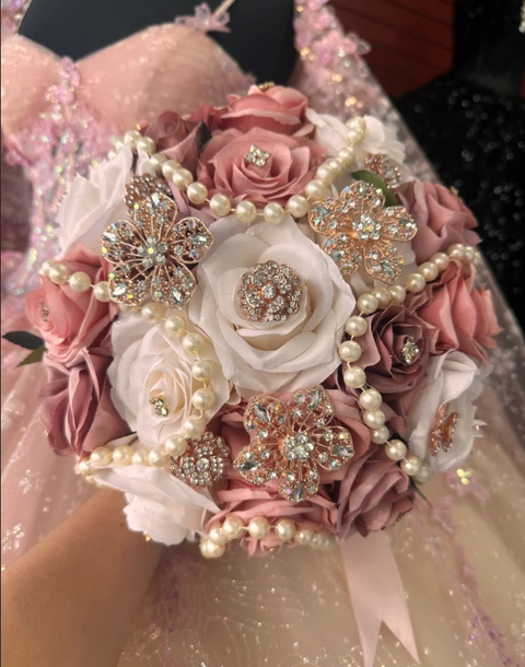 Quinceañera Dusty Rose Bouquet