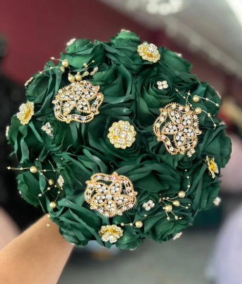 Quinceañera Emerald Green Bouquet
