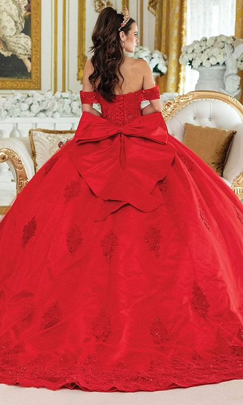 Dancing Queen 1913 - Embroidered Applique Sweetheart Gown