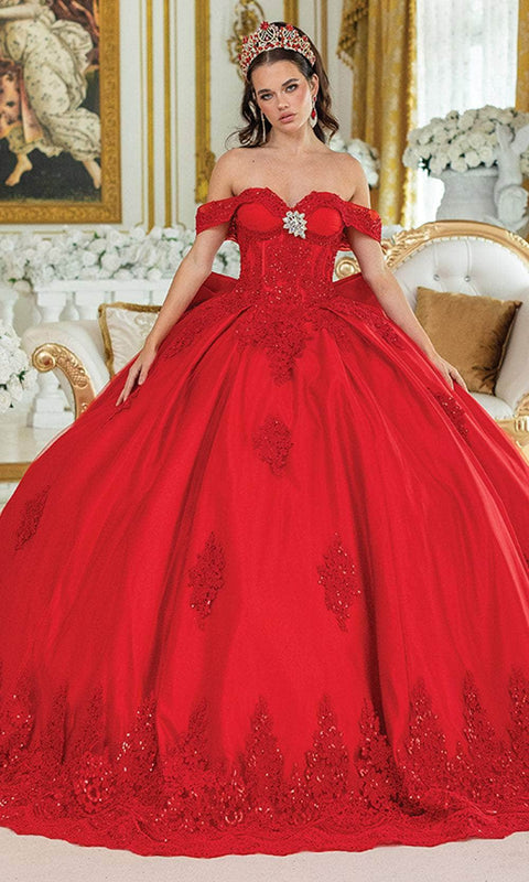 Dancing Queen 1913 - Embroidered Applique Sweetheart Gown