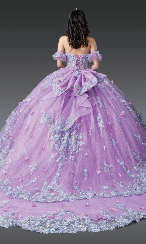 Dancing Queen 1961 - Sweetheart Floral Embellished Gown