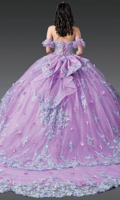 Dancing Queen 1961 - Sweetheart Floral Embellished Gown