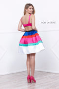 Vestido de fiesta corto plisado multicolor sin mangas Bateau 6282 de Nox Anabel