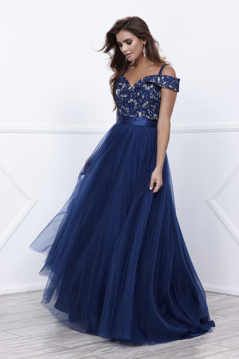 Off-Shoulder Sweetheart Neckline Lace Evening Ball gown 8372 by Nox Anabel