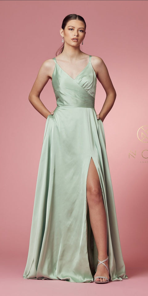 Sleeveless long fit and flare prom dress designed by Nox Anabel E1020