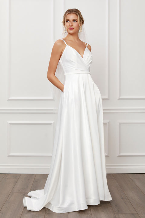 picture of white wedding dress by sheer dreamz