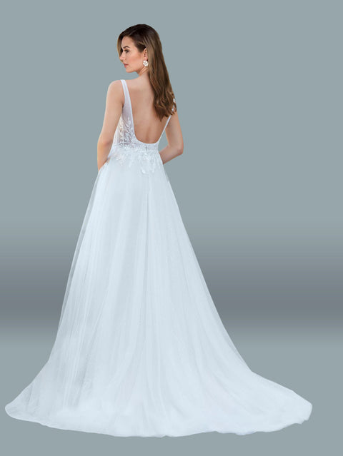 Long Sleeveless Wedding Gown