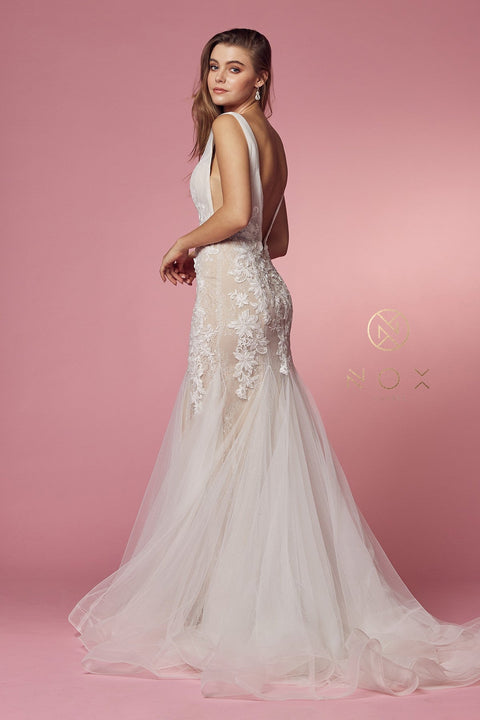 Mermaid Bridal Gown with Floral Appliques by Nox Anabel JE917
