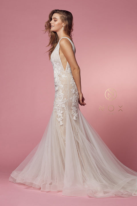 Mermaid Bridal Gown with Floral Appliques by Nox Anabel JE917
