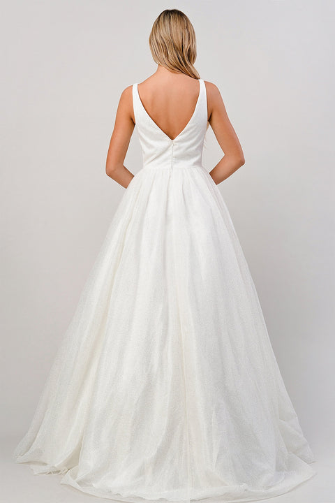 BALL GOWN WEDDING DRESS BY CINDERELLA DIVINE CB077W