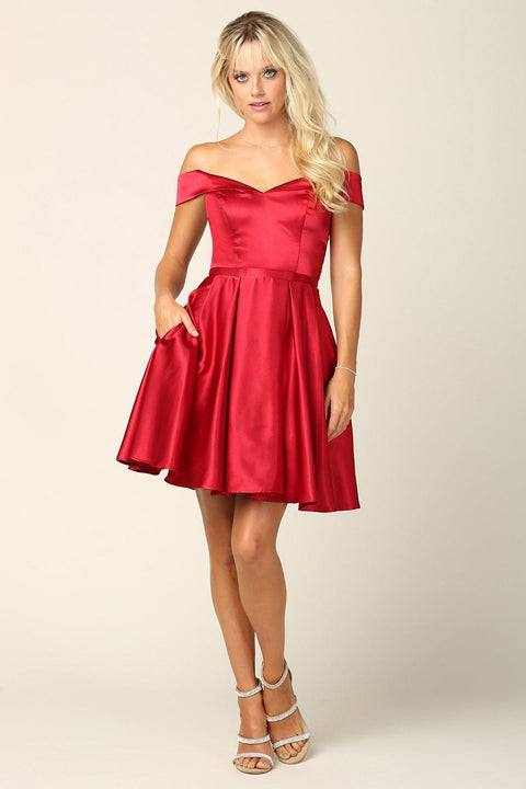 Homecoming Short Off Shoulder Cocktail Da,mas Dresses