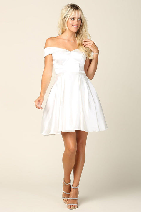 Homecoming Short Off Shoulder Cocktail Da,mas Dresses