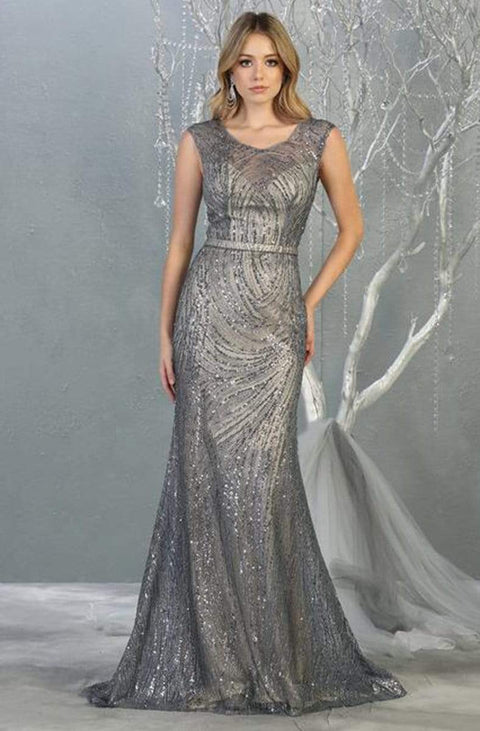 Embellished Scoop Neck Trumpet Dress - May Queen RQ7810